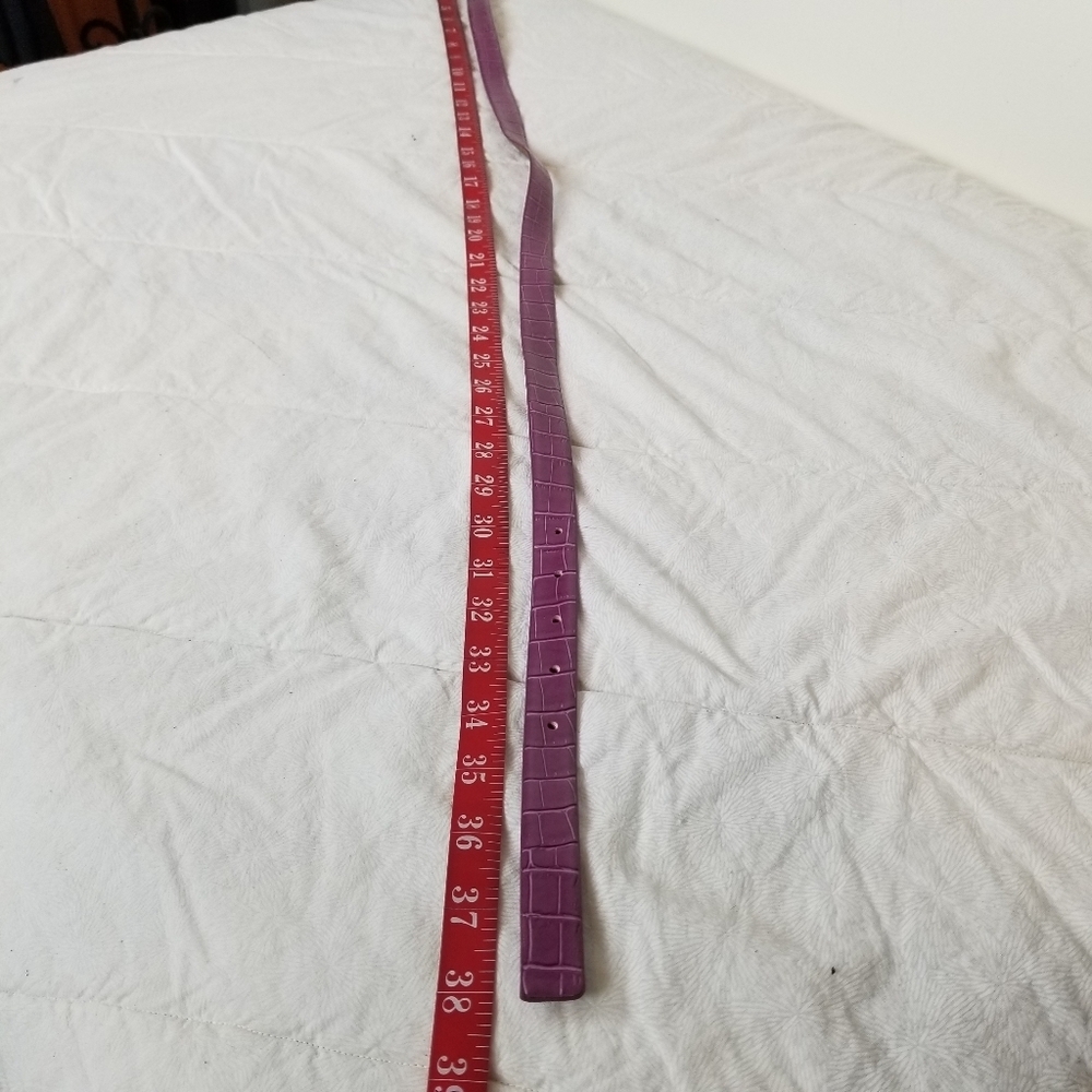 Croc embossed lavender purple faux leather belt silver buckle fairy coquette M - Picture 5 of 6